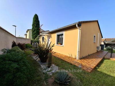 Maison - 96 m² - 4 pièces