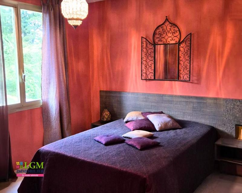 Villa - 525 m² - 7 pièces