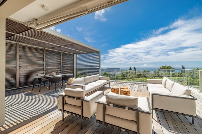 Appartement - 171 m² - 5 pièces