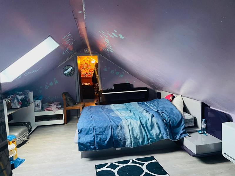 Maison - 200 m² - 7 pièces