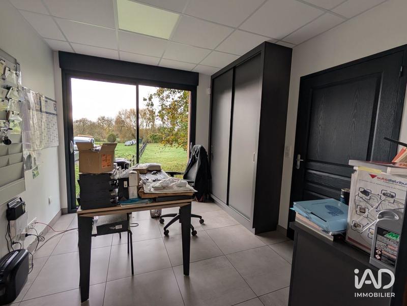 Local commercial - 765 m²