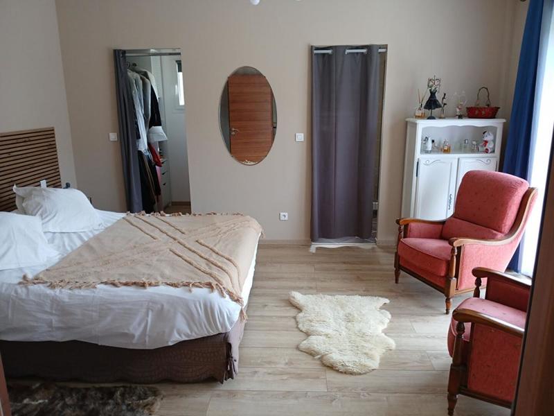 Demeure - 350 m² - 15 pièces