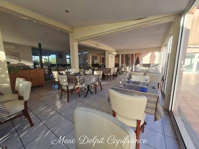 Local commercial - 178 m² - 4 pièces