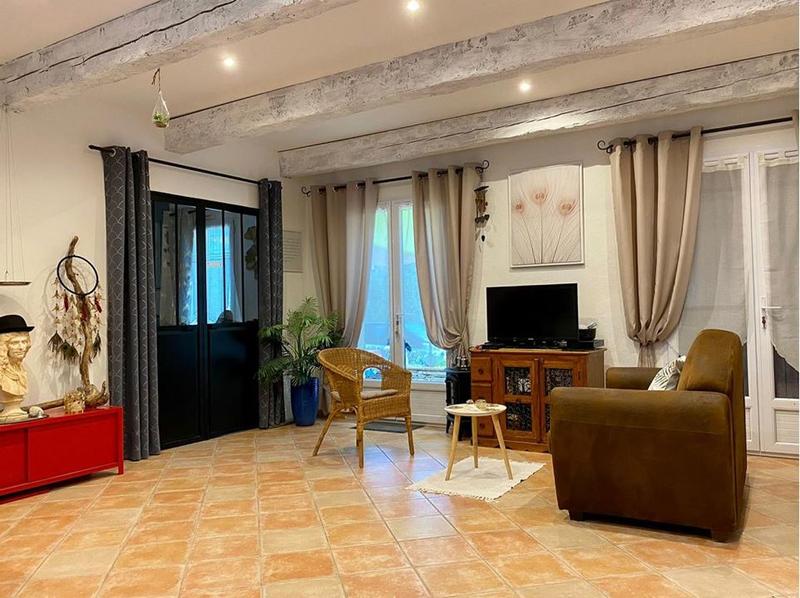 Maison traditionnelle - 142 m² - 6 pièces