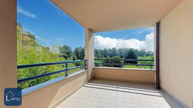 Appartement - 104 m² - 3 pièces