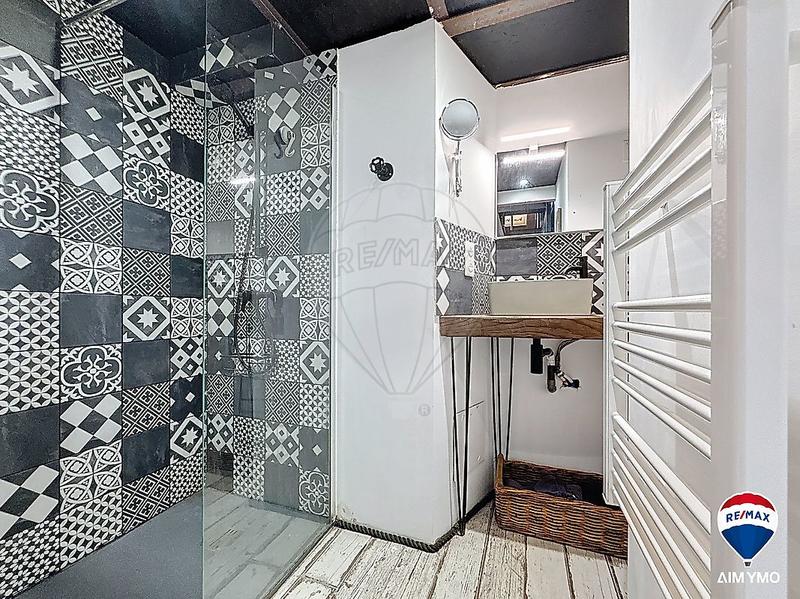 Loft - 72 m² - 3 pièces