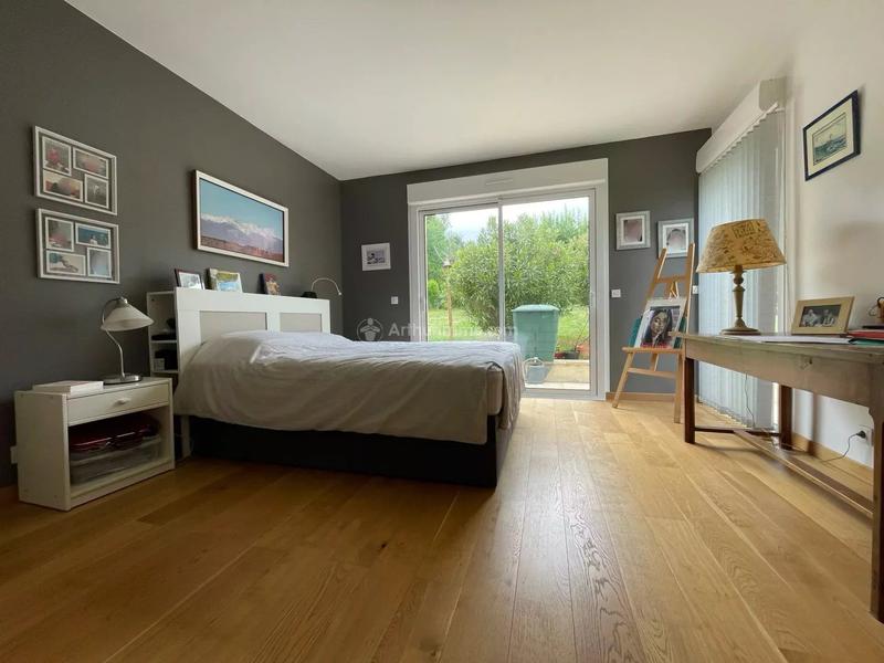 Maison - 173 m² - 8 pièces