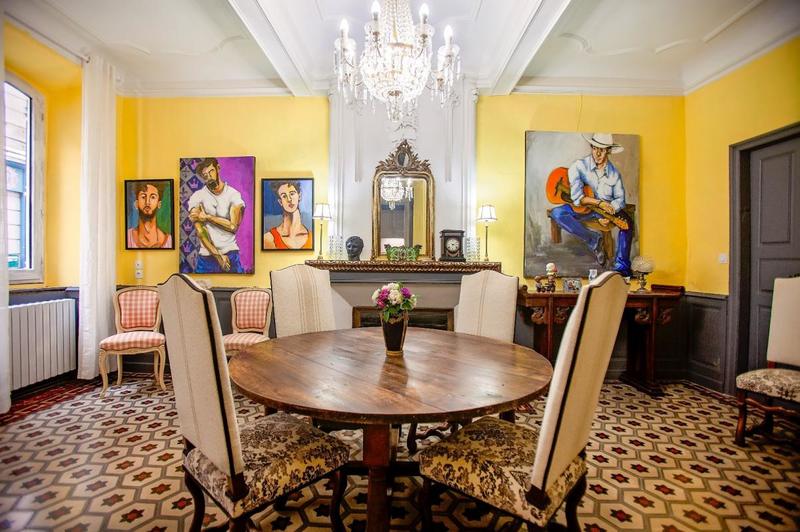 Maison - 446 m² - 12 pièces