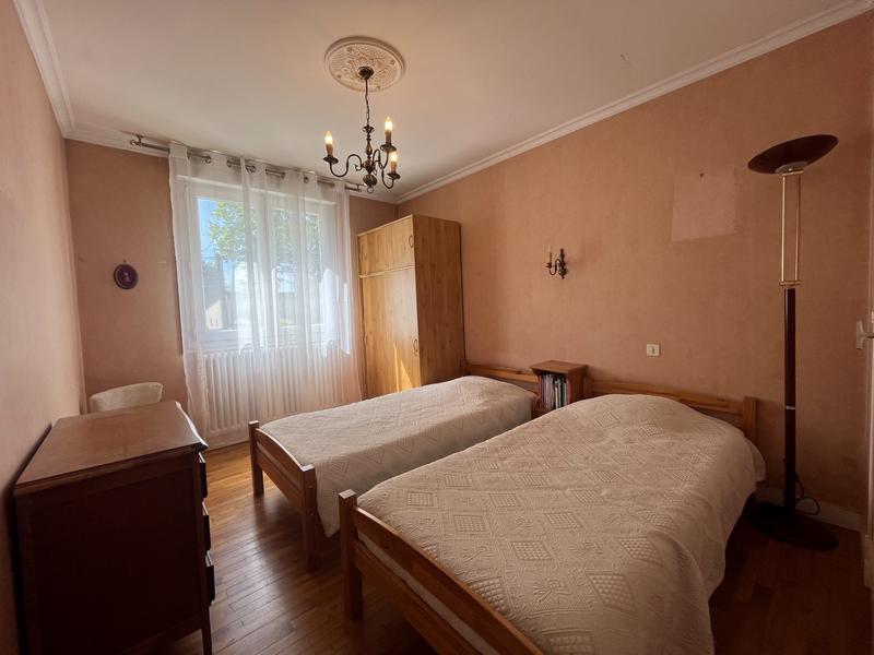 Maison - 120 m² - 8 pièces