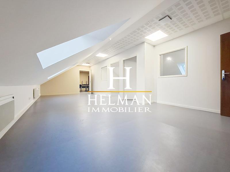 Bureau - 331 m² - 14 pièces