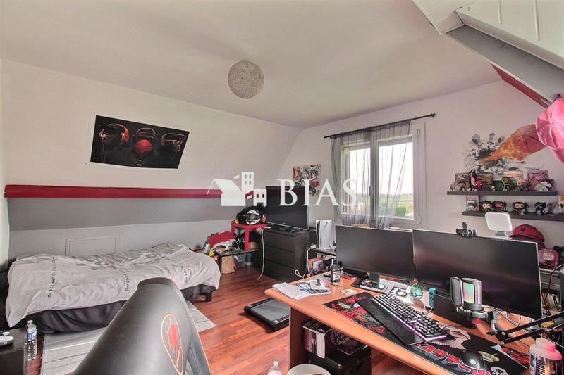 Maison - 115 m² - 5 pièces