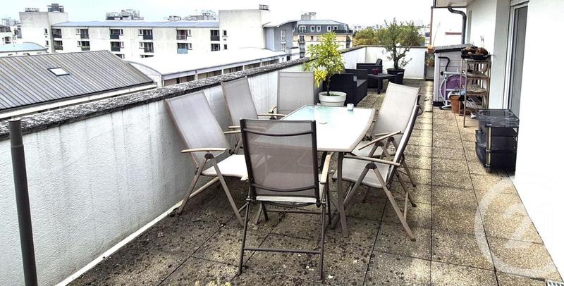 Appartement - 107 m² - 5 pièces