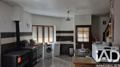 Maison de village - 376 m² - 10 pièces