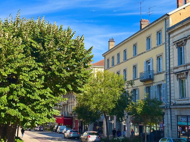 Appartement - 90 m² - 4 pièces