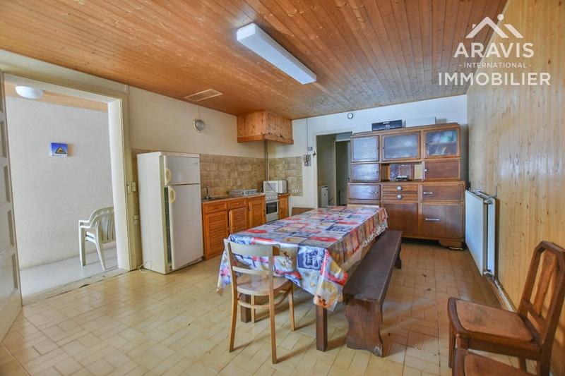 Maison - 398 m² - 13 pièces