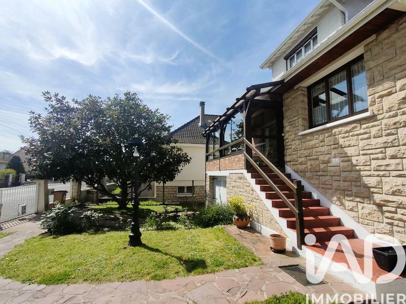 Maison - 142 m² - 6 pièces