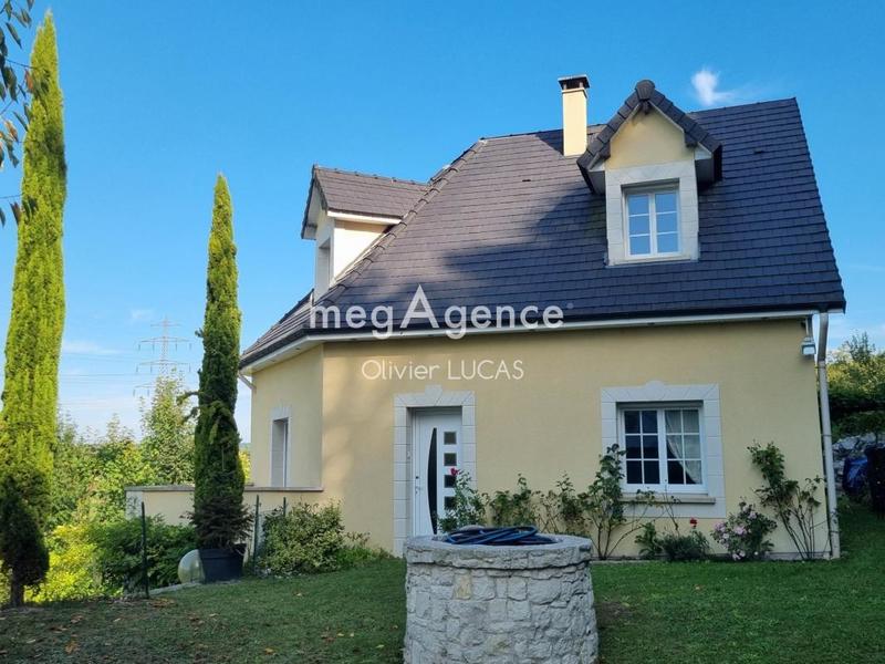 Maison - 165 m² - 9 pièces
