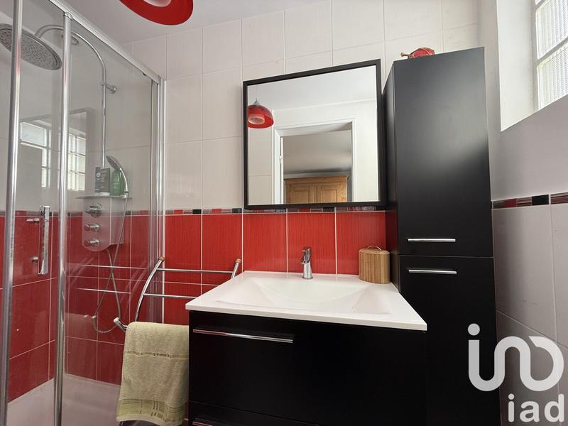 Maison - 255 m² - 10 pièces