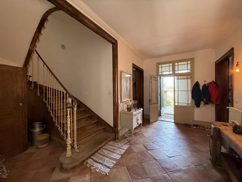 Maison de maîtres - 294 m² - 12 pièces
