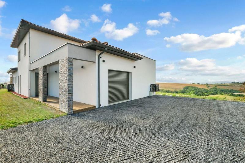 Maison - 160 m² - 6 pièces