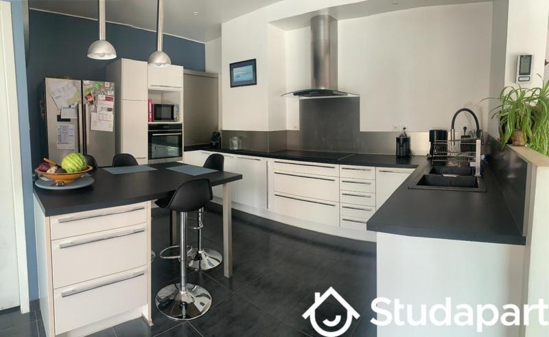 Chambre - 9 m² - 1 pièce