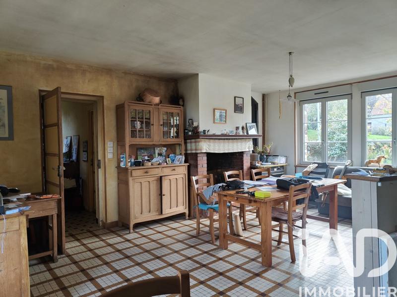Maison - 122 m² - 9 pièces