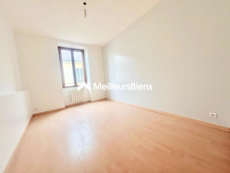 Appartement - 102 m² - 3 pièces