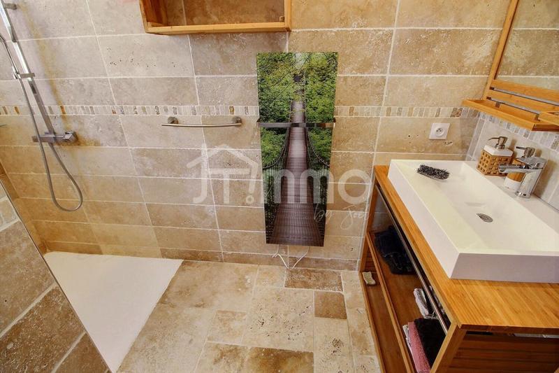 Villa - 123 m² - 4 pièces