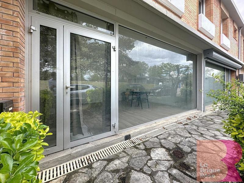 Local commercial - 79 m² - 3 pièces