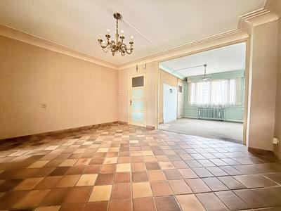 Maison ancienne - 192 m² - 8 pièces