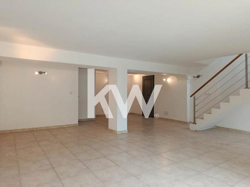 Bureau - 450 m² - 14 pièces