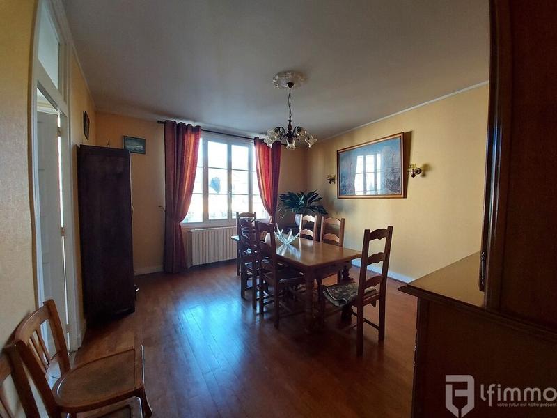 Maison - 128 m² - 5 pièces