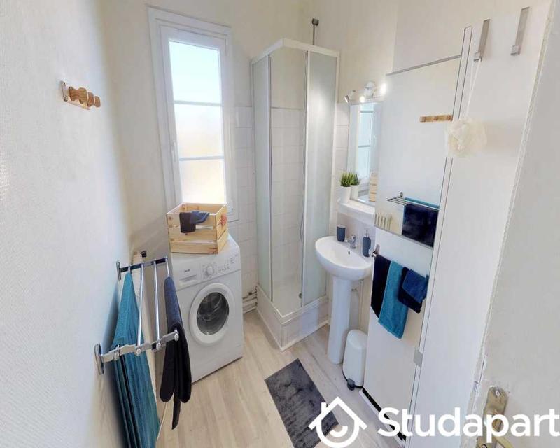 Chambre - 30 m² - 1 pièce