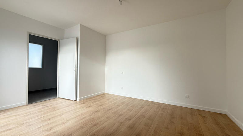 Maison - 136 m² - 6 pièces