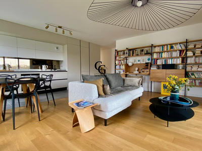 Appartement - 98 m² - 4 pièces