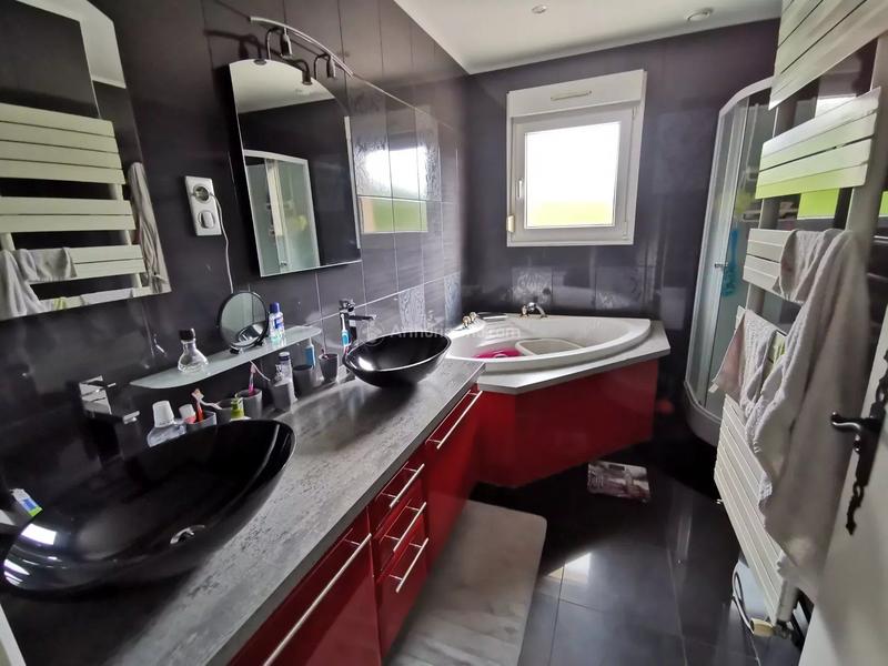 Maison - 139 m² - 7 pièces