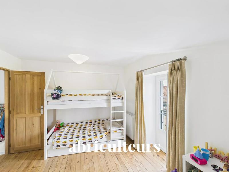 Maison - 135 m² - 4 pièces