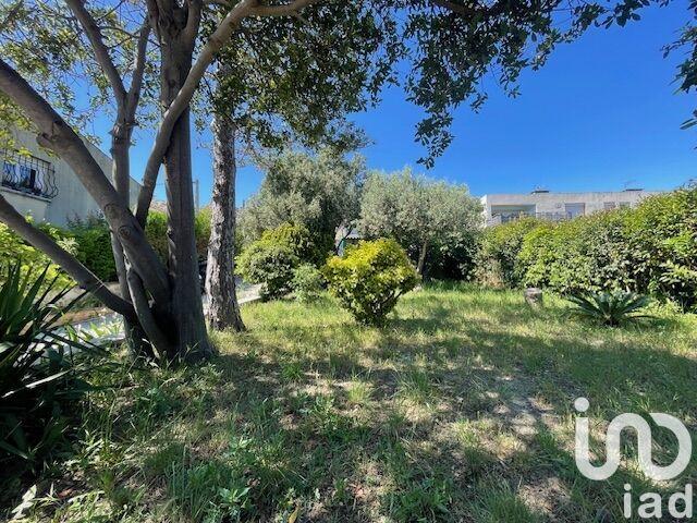 Maison - 210 m² - 7 pièces