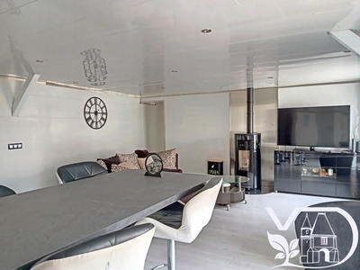 Maison - 150 m² - 4 pièces