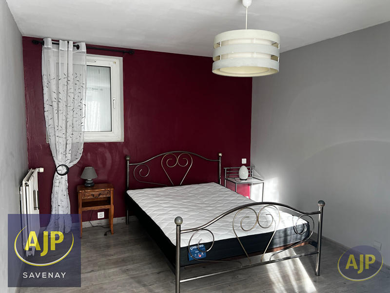 Maison - 210 m² - 9 pièces