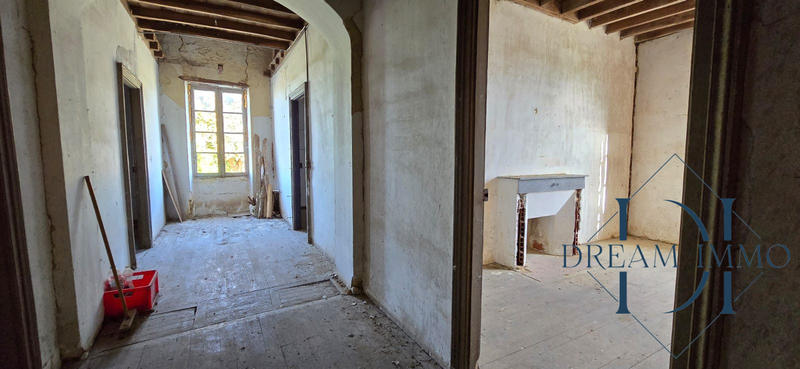 Maison - 200 m² - 9 pièces