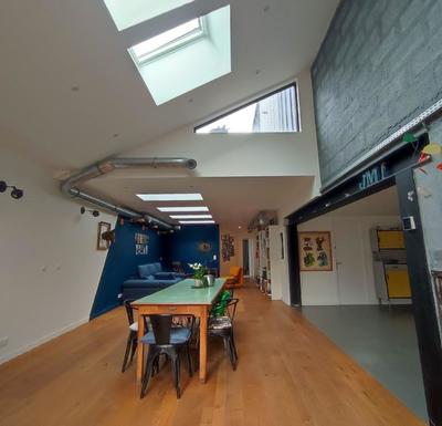 Loft - 251 m² - 5 pièces