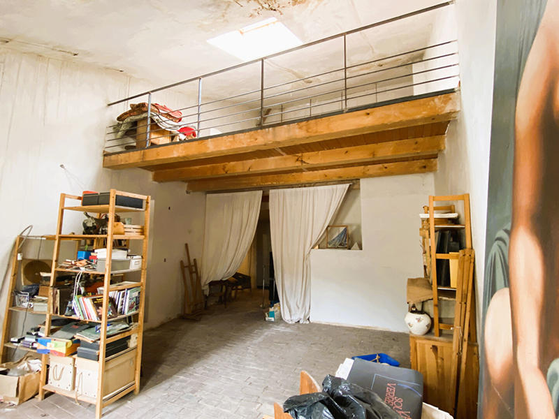 Maison - 323 m² - 6 pièces