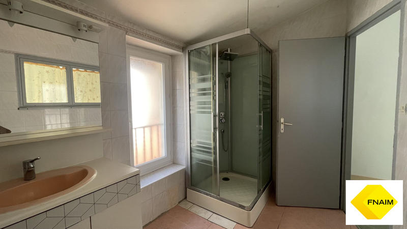 Maison - 199 m² - 7 pièces