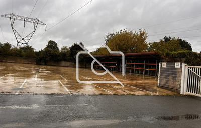 Entrepôt - 1 200 m²