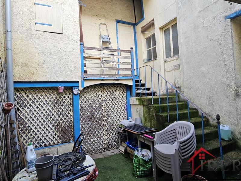 Immeuble - 166 m² - 3 pièces