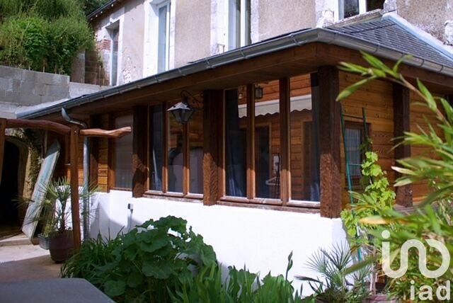 Maison - 287 m² - 12 pièces