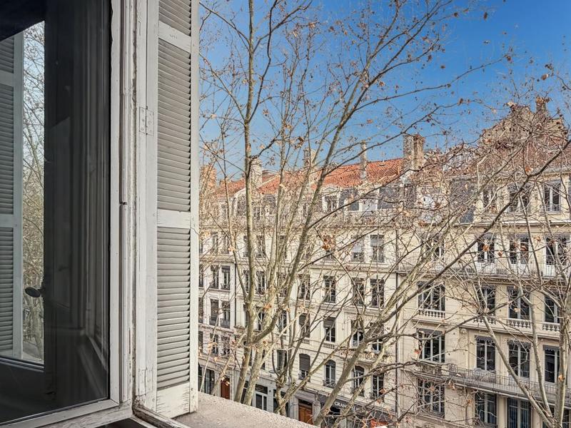 Appartement - 145 m² - 4 pièces