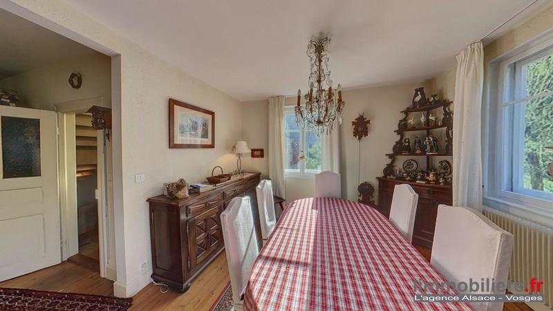 Maison - 200 m² - 5 pièces