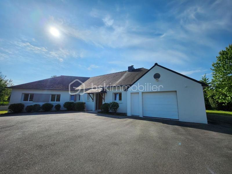 Maison traditionnelle - 155 m² - 7 pièces